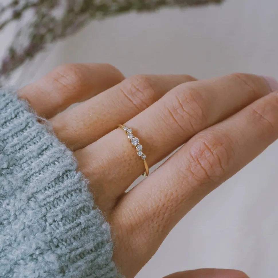 Anillo Maia