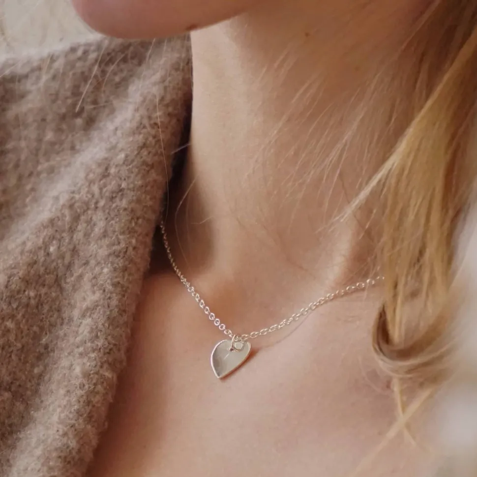 Collar She